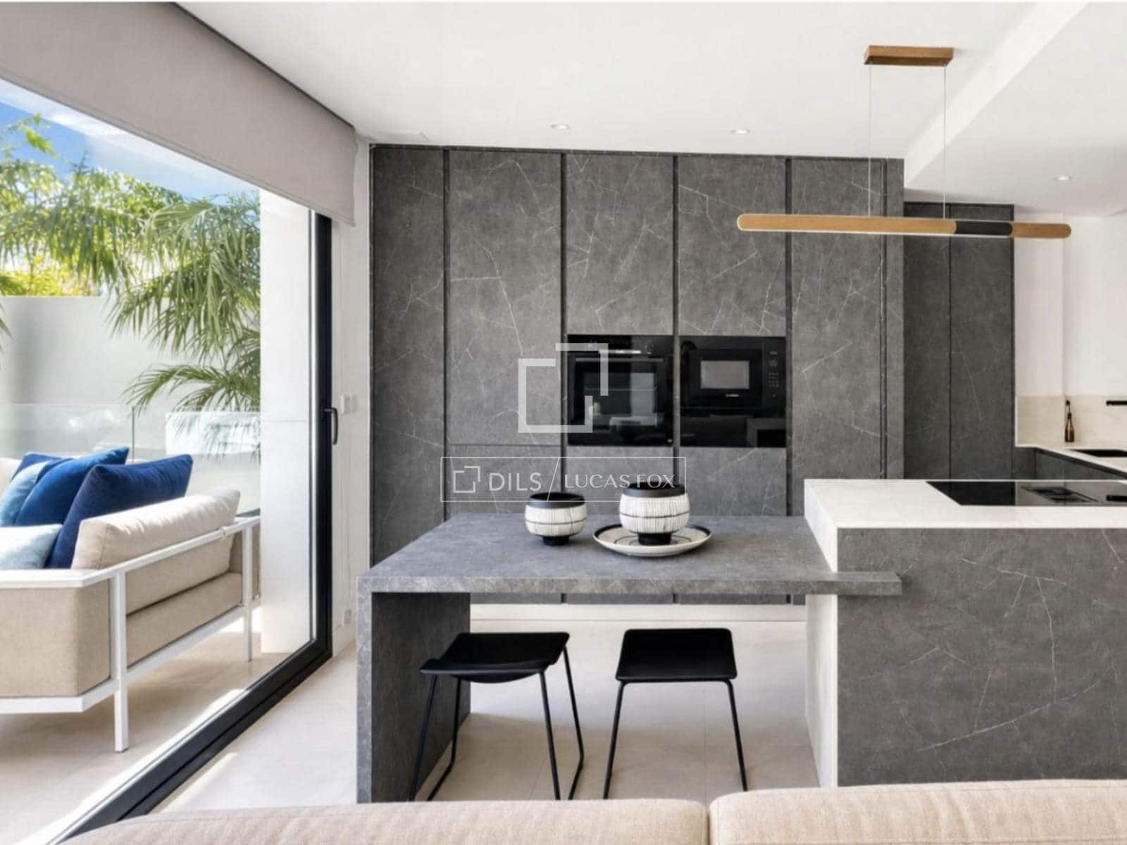 6 slaapkamer Villa te koop in El Campello met zwembad garage - € 1.660.000 (Ref: 9891560)