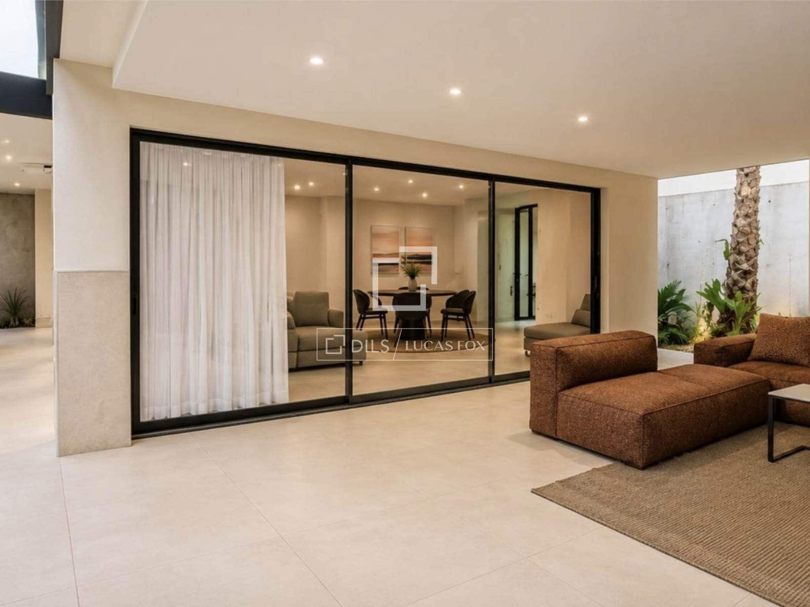 6 slaapkamer Villa te koop in El Campello met zwembad garage - € 1.660.000 (Ref: 9891560)