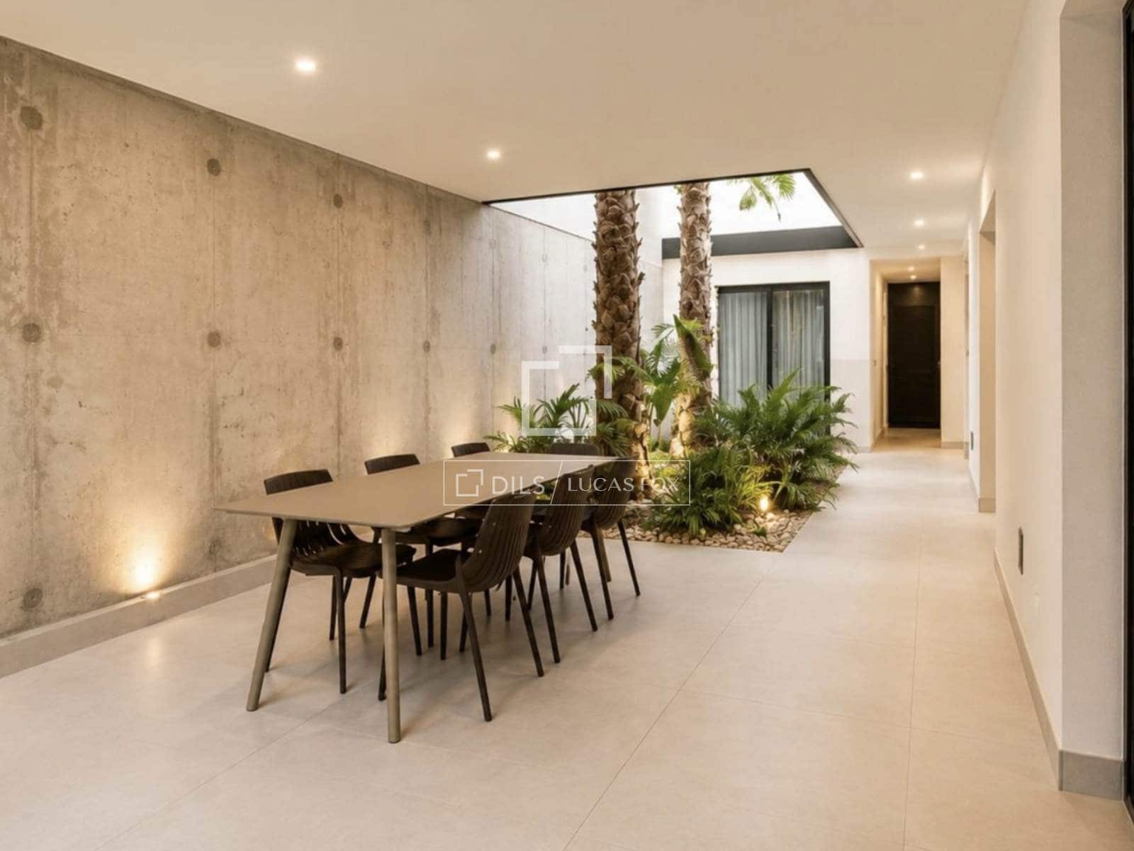 6 slaapkamer Villa te koop in El Campello met zwembad garage - € 1.660.000 (Ref: 9891560)
