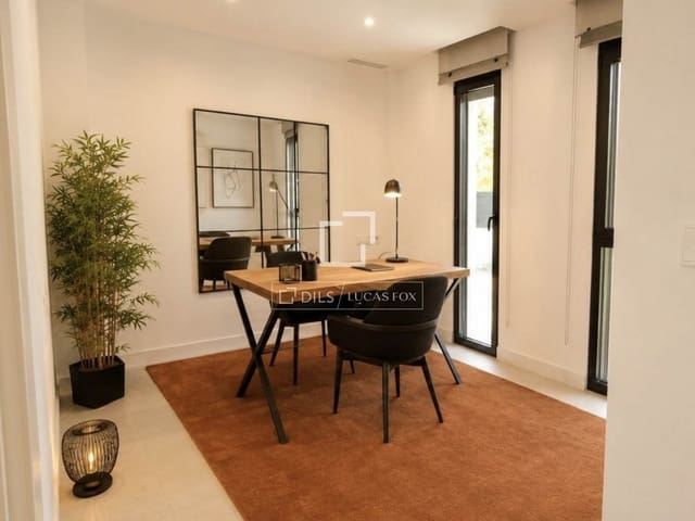 6 slaapkamer Villa te koop in El Campello met zwembad garage - € 1.660.000 (Ref: 9891560)