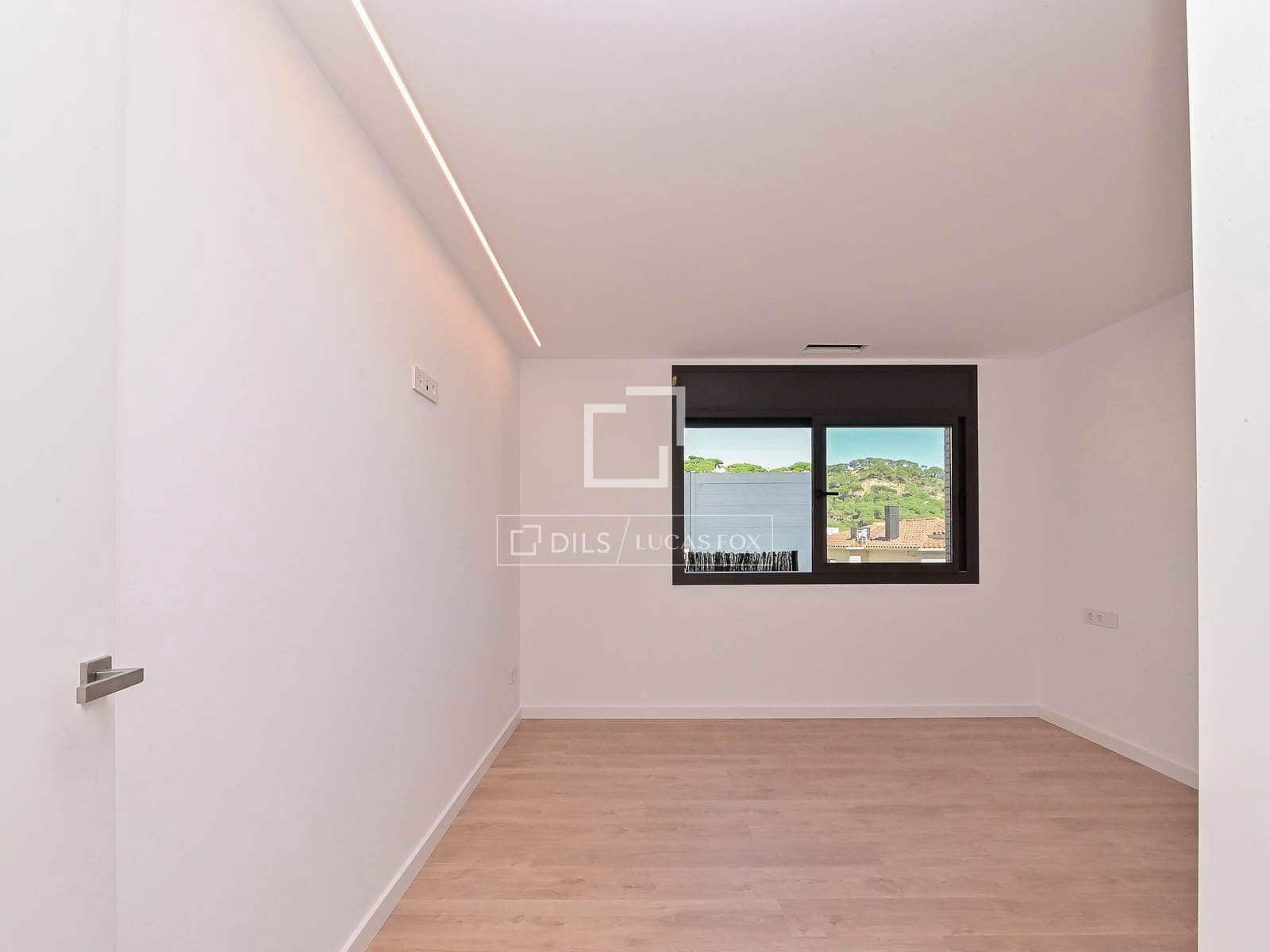 4 soverom Villa til salgs i Sant Feliu de Guixols med svømmebasseng garasje - € 1 540 000 (Ref: 9891561)