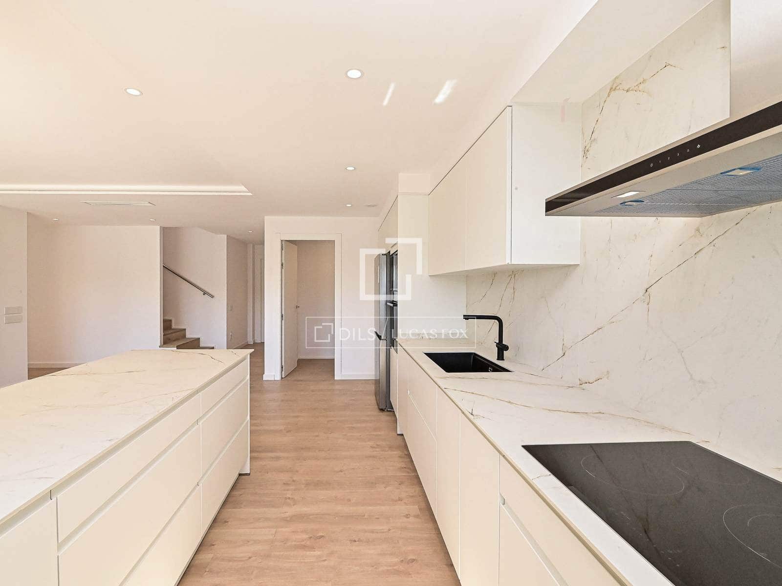 4 soverom Villa til salgs i Sant Feliu de Guixols med svømmebasseng garasje - € 1 540 000 (Ref: 9891561)