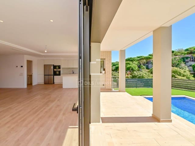 4 soverom Villa til salgs i Sant Feliu de Guíxols med svømmebasseng garasje - € 1 540 000 (Ref: 9891561)