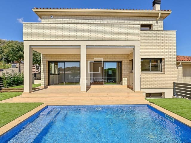 4 soverom Villa til salgs i Sant Feliu de Guíxols med svømmebasseng garasje - € 1 540 000 (Ref: 9891561)