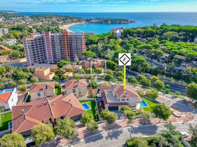 4 soverom Villa til salgs i Sant Feliu de Guíxols med svømmebasseng garasje - € 1 540 000 (Ref: 9891561)