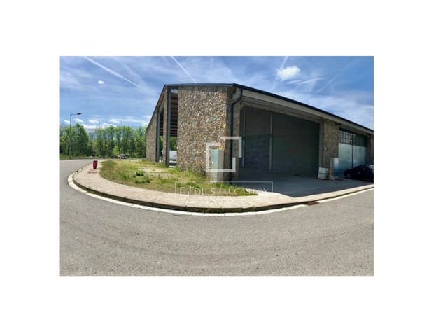 Escritório para venda em Llívia - 220 000 € (Ref: 9892715)