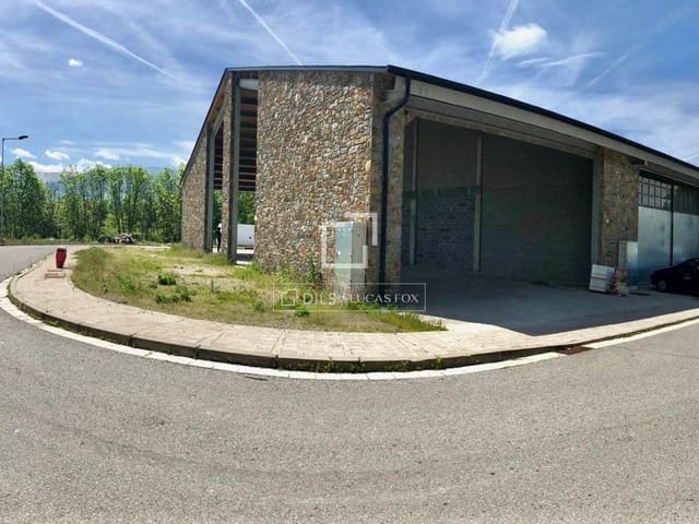 Escritório para venda em Llívia - 220 000 € (Ref: 9892715)