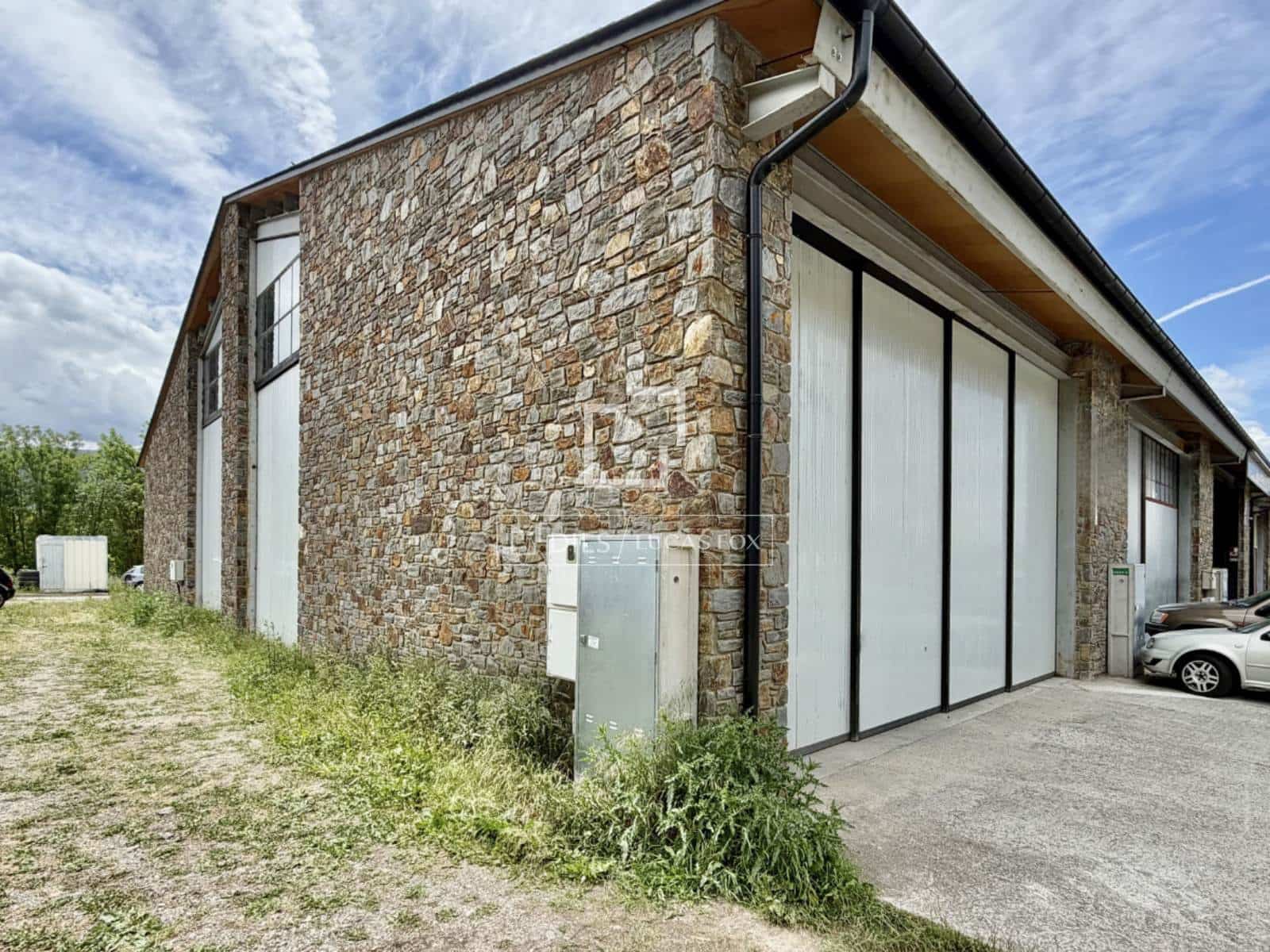 Escritório para venda em Llivia - 220 000 € (Ref: 9892715)