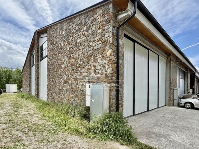 Kontor till salu i Llívia - 220 000 € (Ref: 9892715)