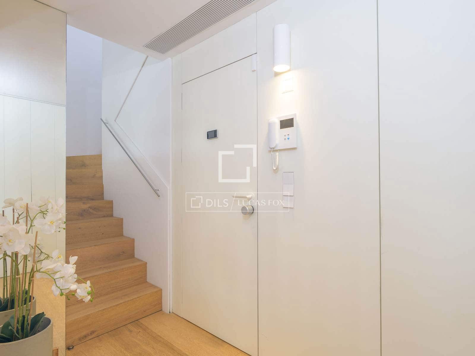 4 bedroom Penthouse for sale in Malaga city with garage - € 2,650,000 (Ref: 9892717)