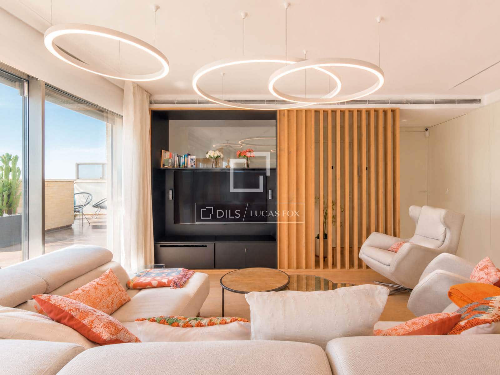 4 bedroom Penthouse for sale in Malaga city with garage - € 2,650,000 (Ref: 9892717)