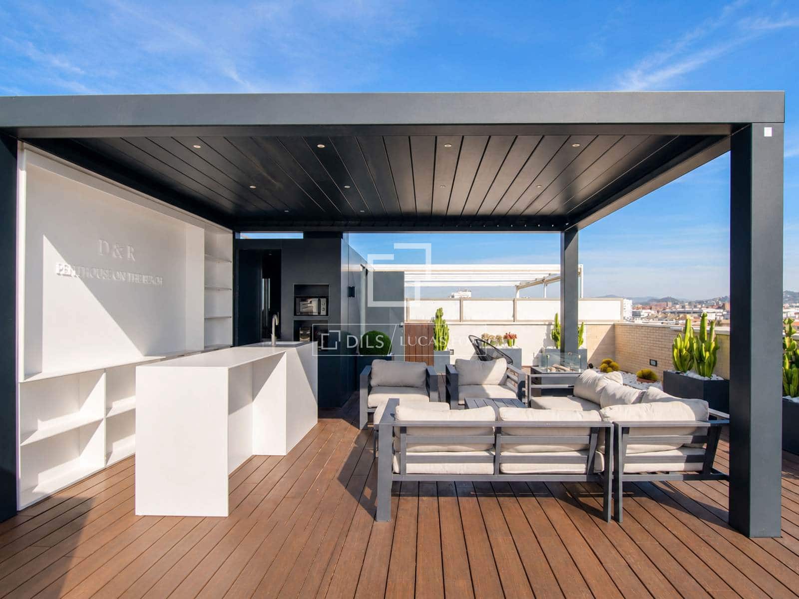 4 bedroom Penthouse for sale in Malaga city with garage - € 2,650,000 (Ref: 9892717)