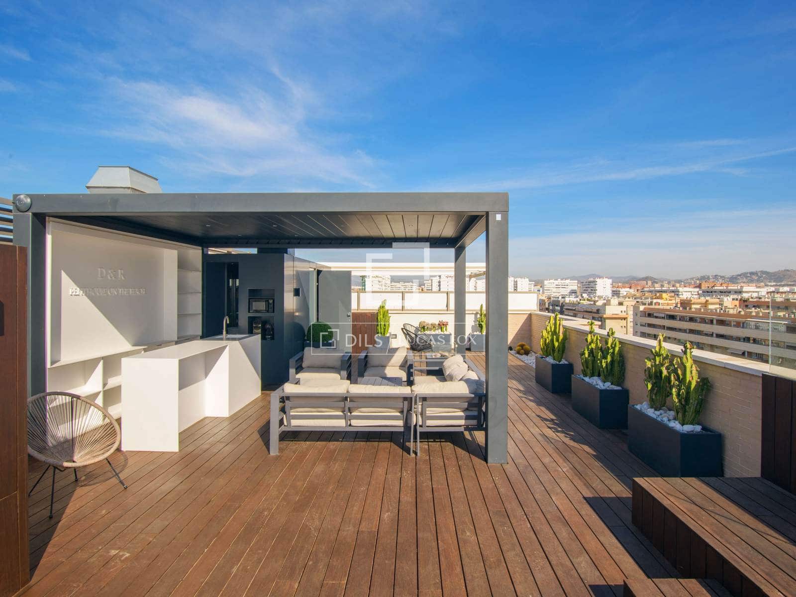 4 bedroom Penthouse for sale in Malaga city with garage - € 2,650,000 (Ref: 9892717)