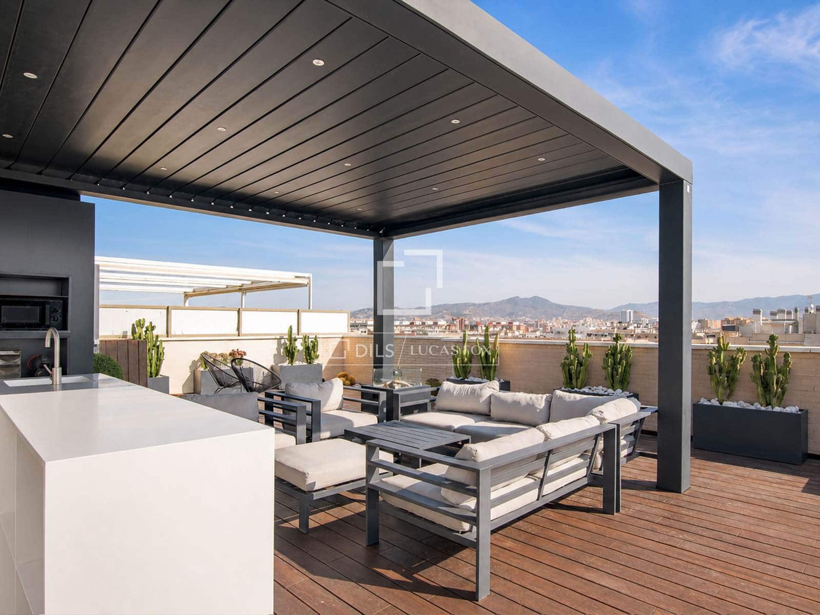 4 bedroom Penthouse for sale in Malaga city with garage - € 2,650,000 (Ref: 9892717)