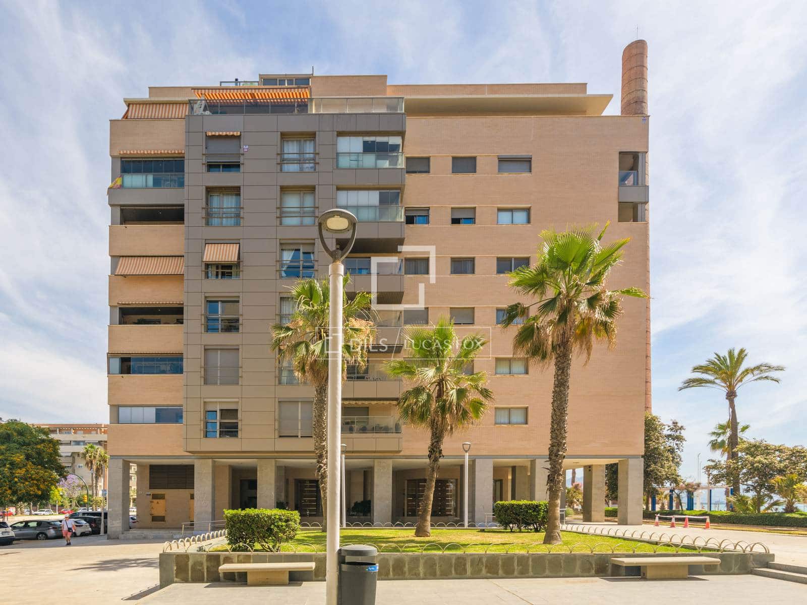 4 bedroom Penthouse for sale in Malaga city with garage - € 2,650,000 (Ref: 9892717)