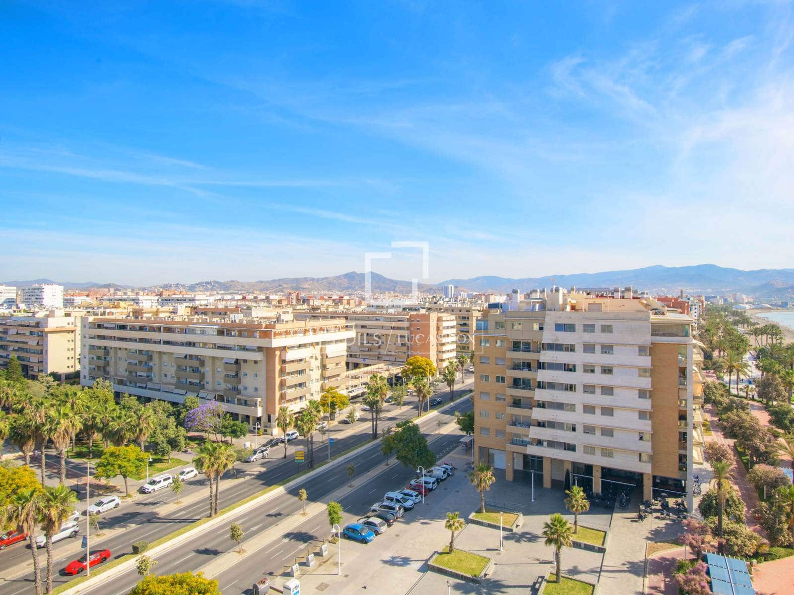 4 bedroom Penthouse for sale in Malaga city with garage - € 2,650,000 (Ref: 9892717)