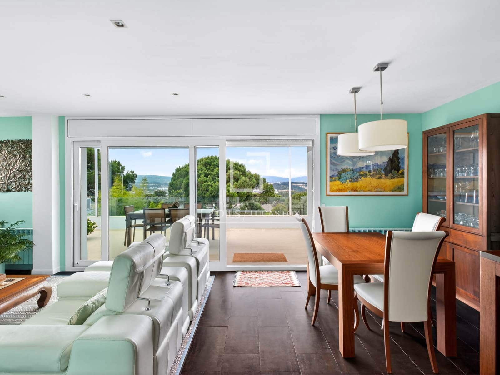 3 soveværelse Villa til salg i Vallromanes med swimmingpool garage - € 722.000 (Ref: 9892718)