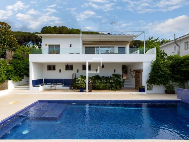 3 soveværelse Villa til salg i Vallromanes med swimmingpool garage - € 722.000 (Ref: 9892718)