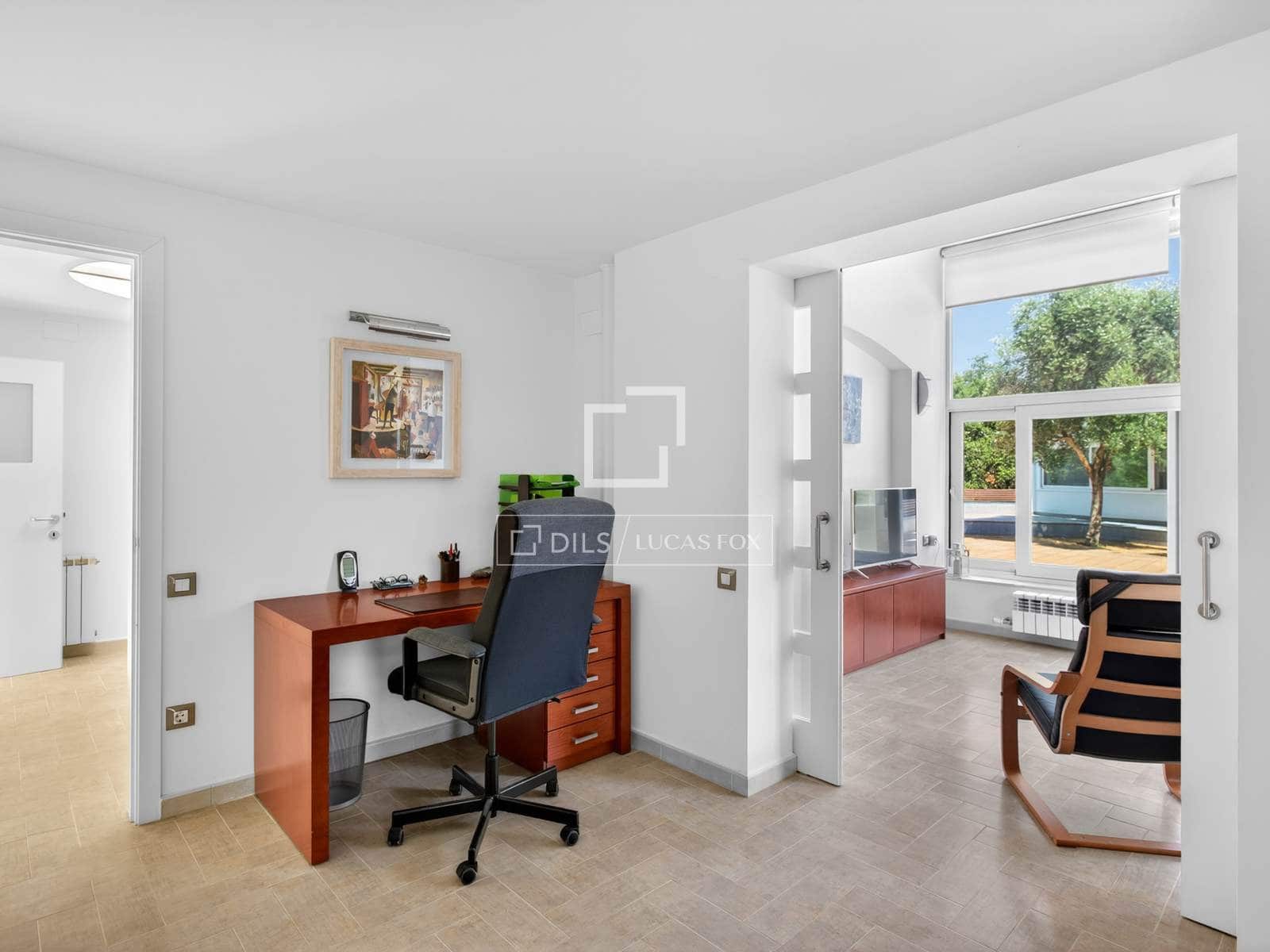5 Zimmer Villa zu verkaufen in Argentona mit Pool Garage - 950.000 € (Ref: 9892719)