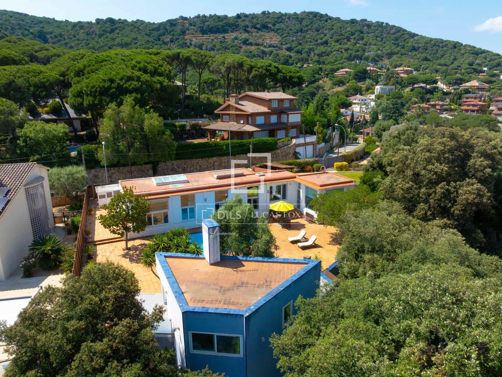 5 Zimmer Villa zu verkaufen in Argentona mit Pool Garage - 950.000 € (Ref: 9892719)