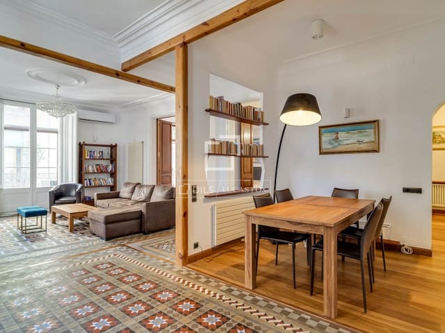 4 soveværelse Lejlighed til salg i Barcelona by - € 895.000 (Ref: 9892936)