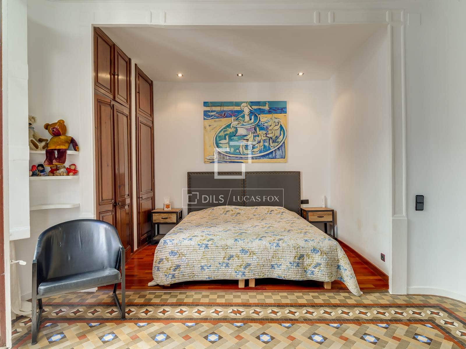 4 soveværelse Lejlighed til salg i Barcelona by - € 895.000 (Ref: 9892936)