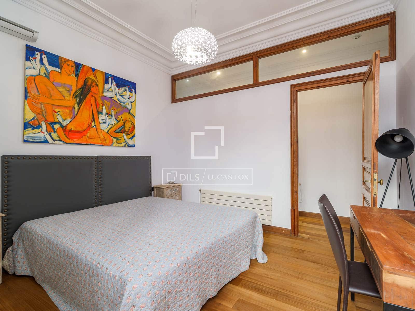4 soveværelse Lejlighed til salg i Barcelona by - € 895.000 (Ref: 9892936)