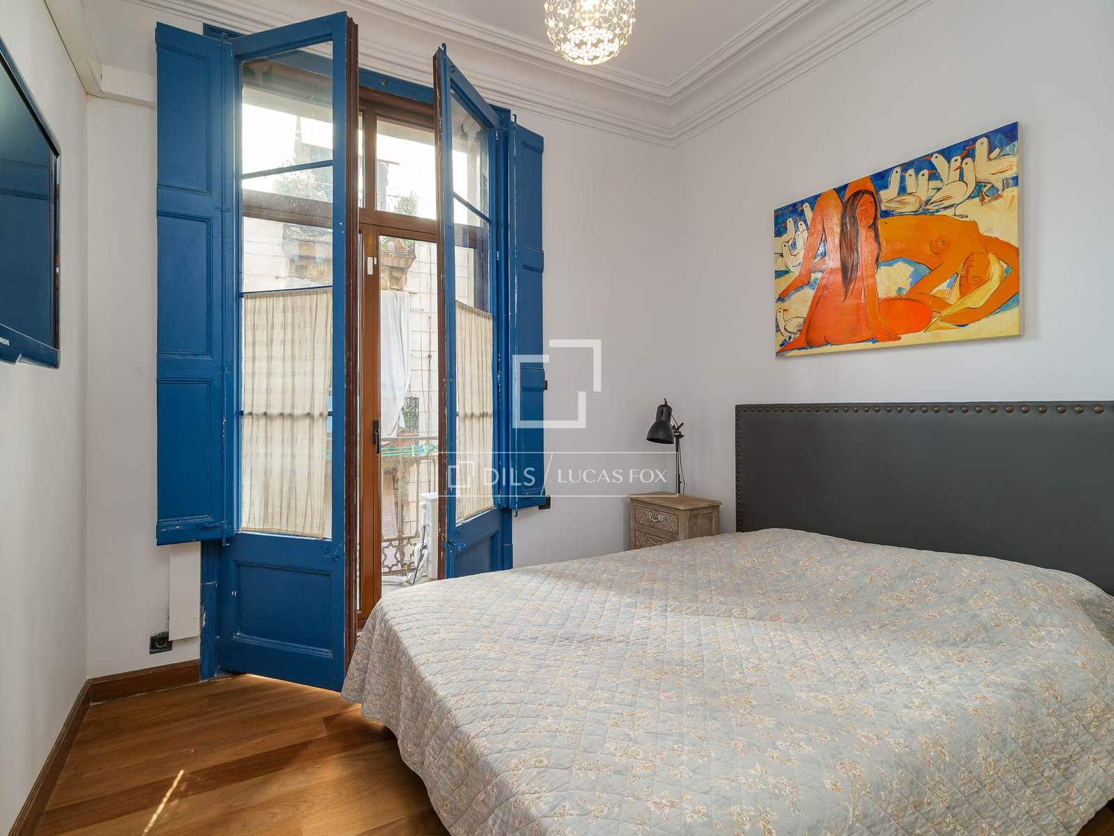 4 soveværelse Lejlighed til salg i Barcelona by - € 895.000 (Ref: 9892936)