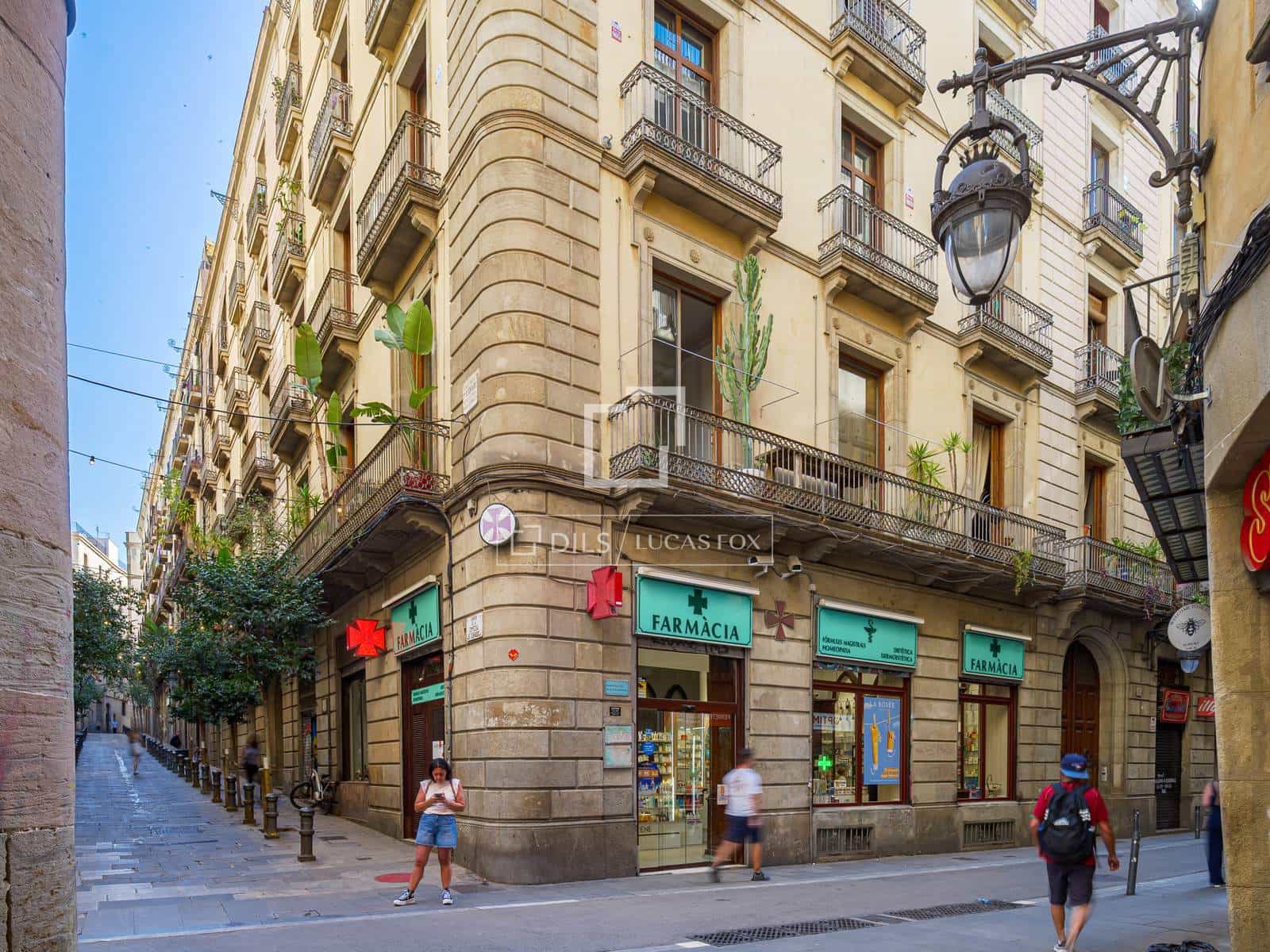 4 soveværelse Lejlighed til salg i Barcelona by - € 895.000 (Ref: 9892936)
