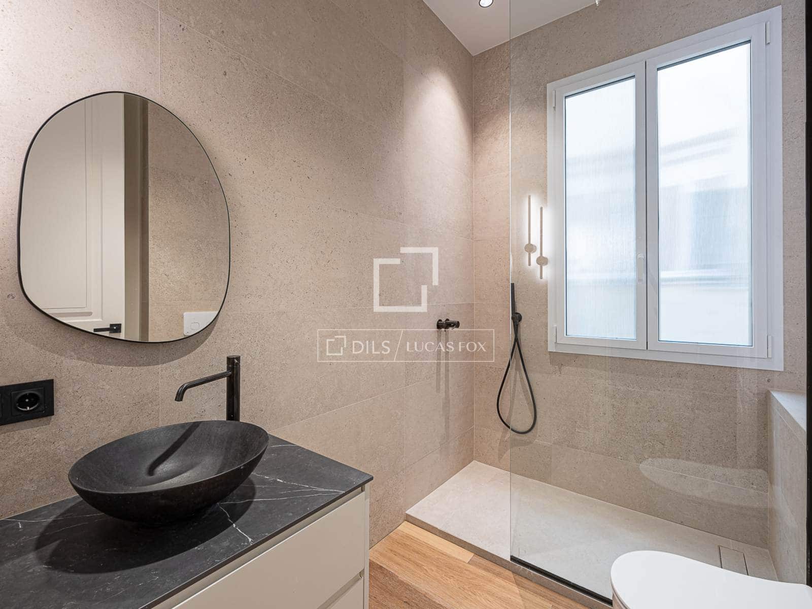 3 sypialnia Apartament na sprzedaż w Miasto Barcelona - 1 080 000 € (Ref: 9892937)