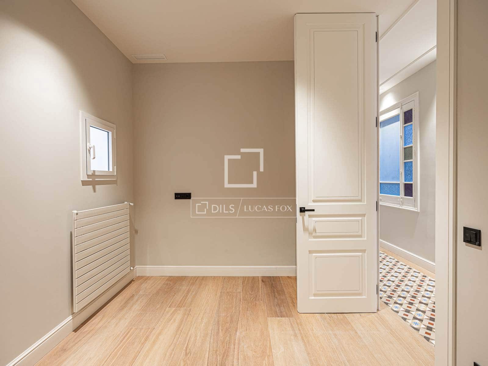 3 sypialnia Apartament na sprzedaż w Miasto Barcelona - 1 080 000 € (Ref: 9892937)