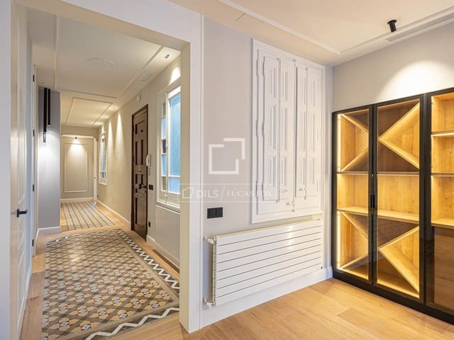 3 sypialnia Apartament na sprzedaż w Miasto Barcelona - 1 080 000 € (Ref: 9892937)