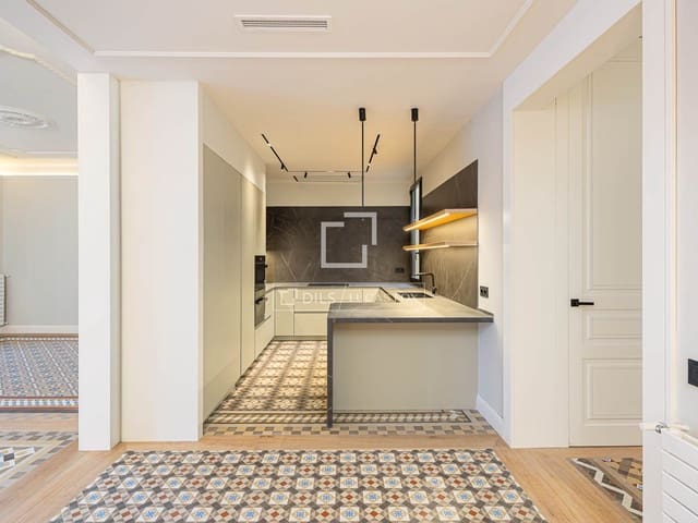 3 sypialnia Apartament na sprzedaż w Miasto Barcelona - 1 080 000 € (Ref: 9892937)