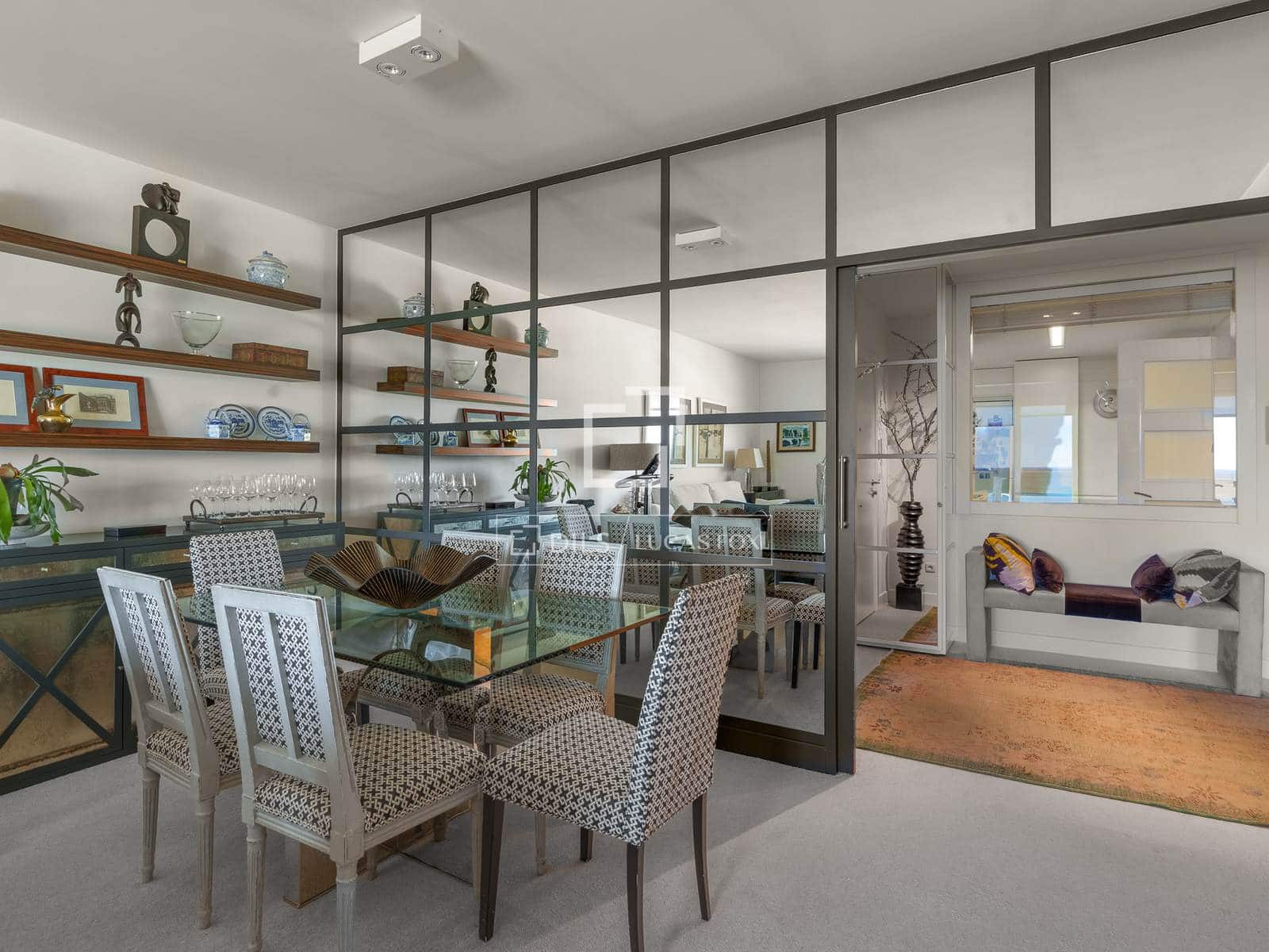 3 bedroom Apartment for sale in Donostia-San Sebastian - € 3,150,000 (Ref: 9892939)