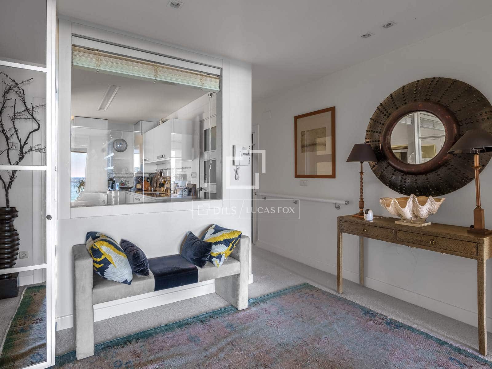 3 bedroom Apartment for sale in Donostia-San Sebastian - € 3,150,000 (Ref: 9892939)