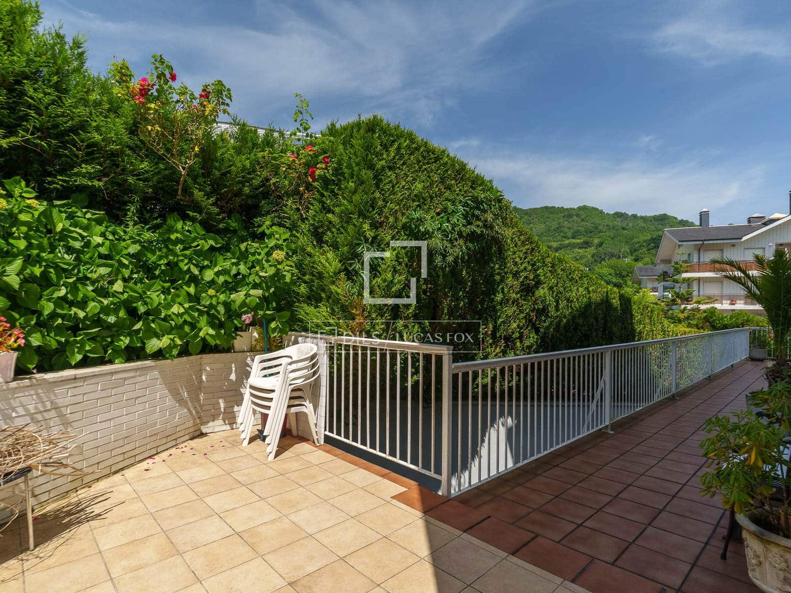 4 Zimmer Apartment zu verkaufen in Donostia-San Sebastian mit Pool Garage - 1.698.000 € (Ref: 9892940)