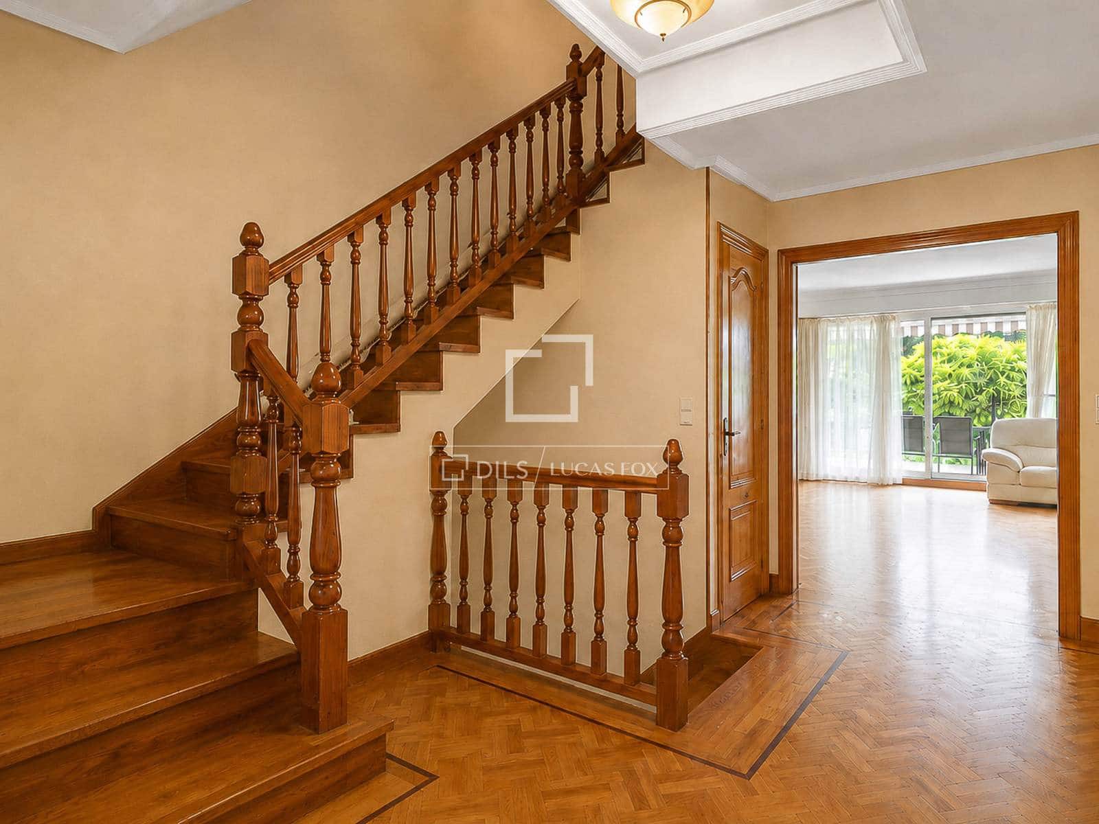 4 Zimmer Apartment zu verkaufen in Donostia-San Sebastian mit Pool Garage - 1.698.000 € (Ref: 9892940)