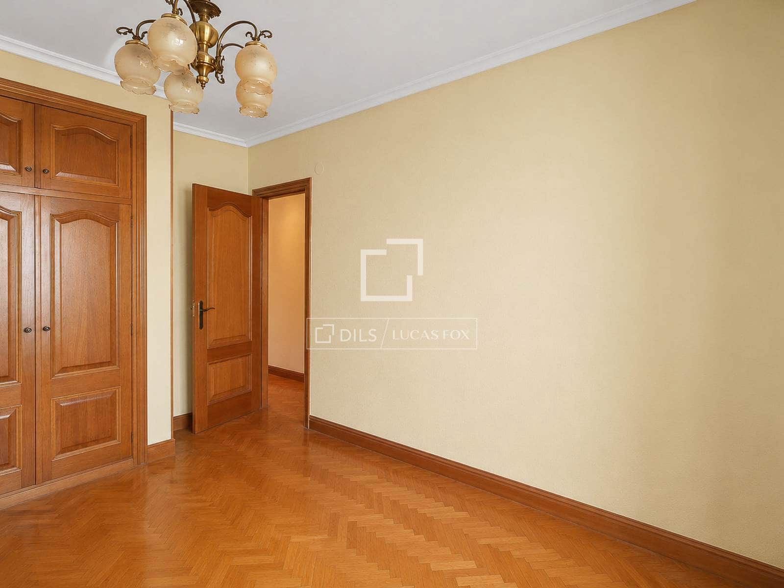 4 Zimmer Apartment zu verkaufen in Donostia-San Sebastian mit Pool Garage - 1.698.000 € (Ref: 9892940)