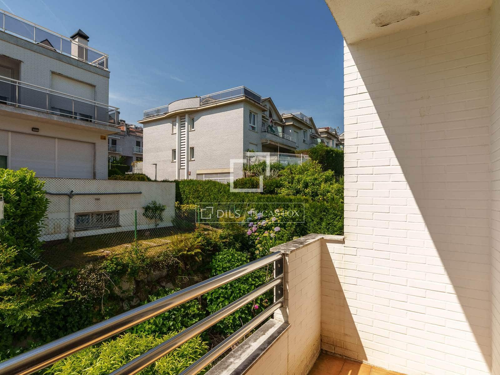 4 Zimmer Apartment zu verkaufen in Donostia-San Sebastian mit Pool Garage - 1.698.000 € (Ref: 9892940)