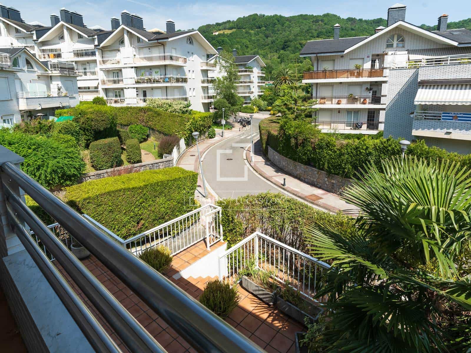 4 Zimmer Apartment zu verkaufen in Donostia-San Sebastian mit Pool Garage - 1.698.000 € (Ref: 9892940)