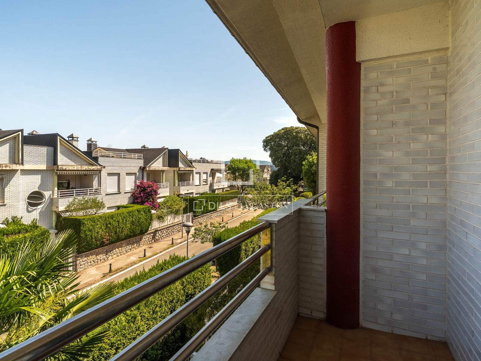 4 Zimmer Apartment zu verkaufen in Donostia-San Sebastian mit Pool Garage - 1.698.000 € (Ref: 9892940)
