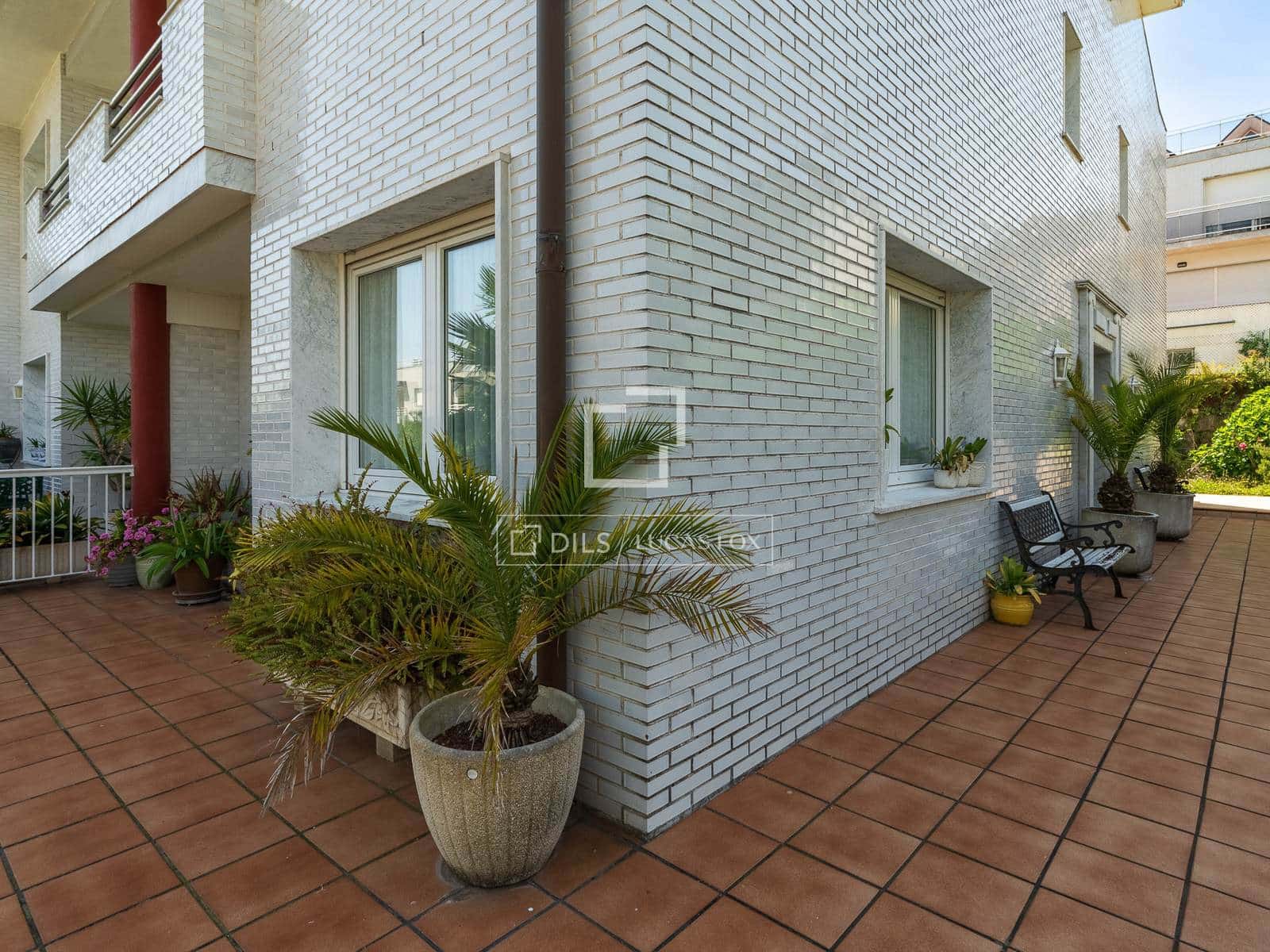 4 Zimmer Apartment zu verkaufen in Donostia-San Sebastian mit Pool Garage - 1.698.000 € (Ref: 9892940)