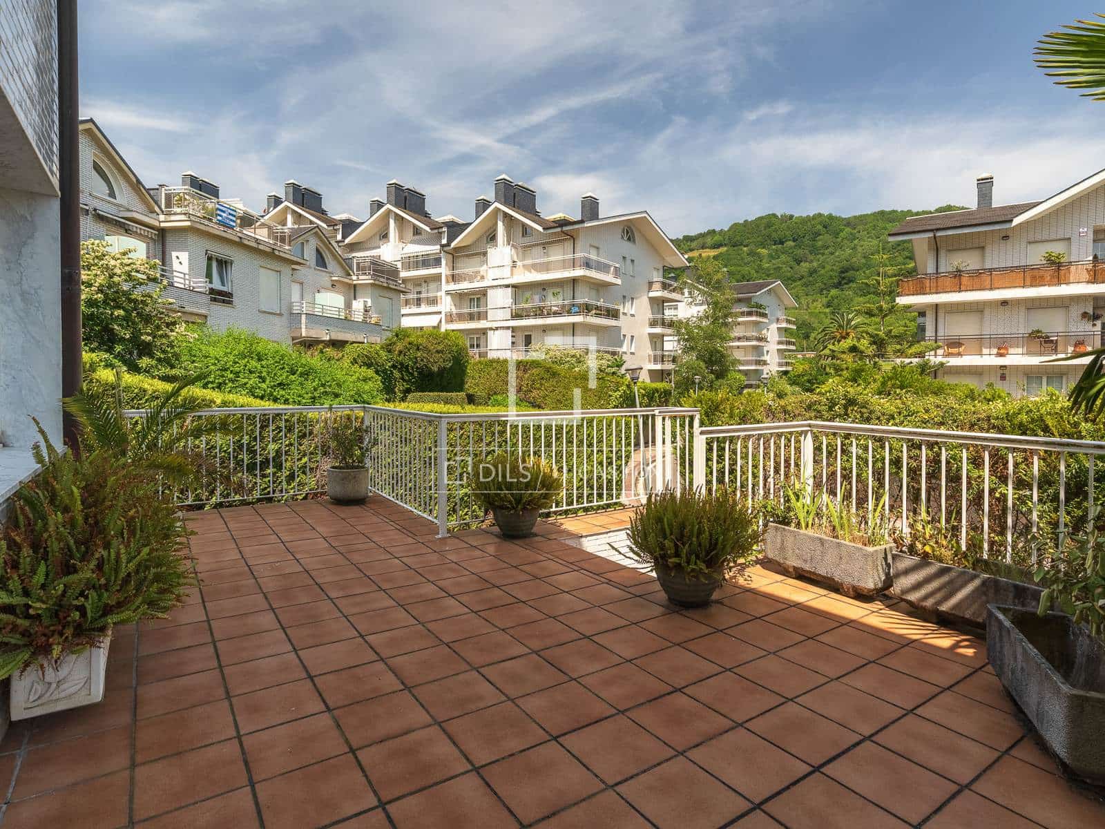 4 Zimmer Apartment zu verkaufen in Donostia-San Sebastian mit Pool Garage - 1.698.000 € (Ref: 9892940)