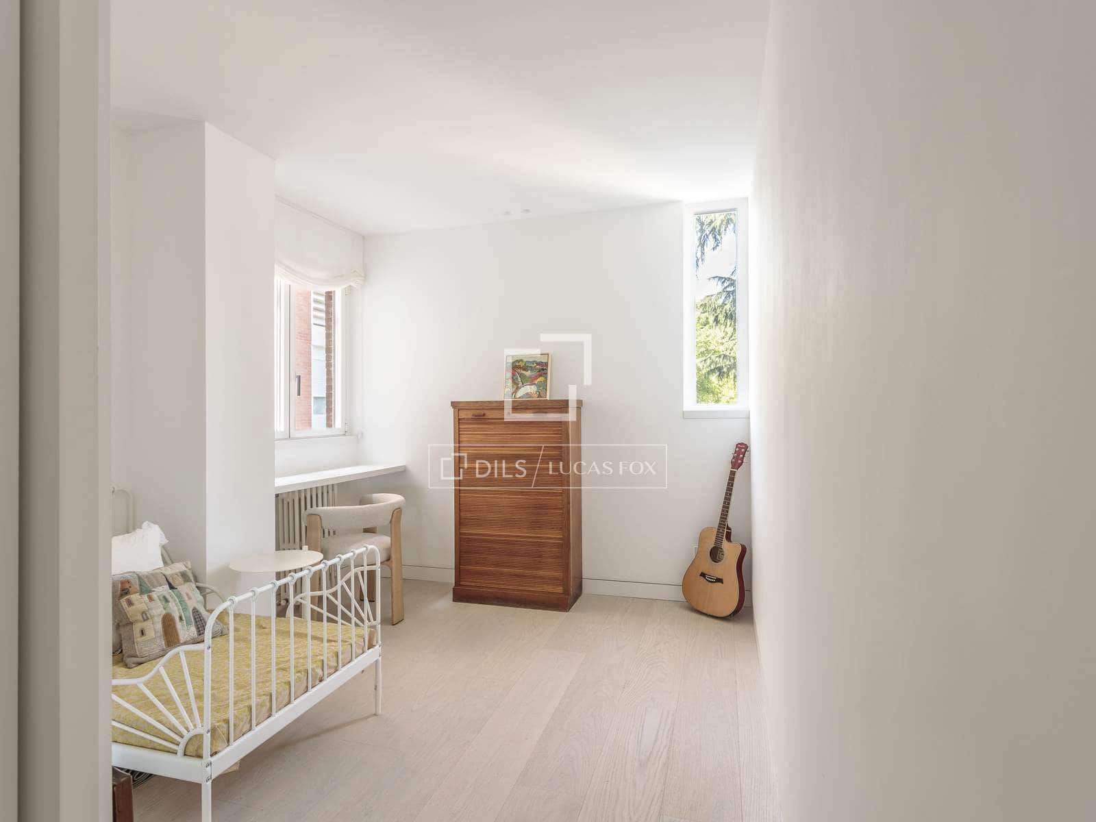3 Zimmer Apartment zu vermieten in Madrid Stadt mit Pool Garage - 4.200 € (Ref: 9893056)