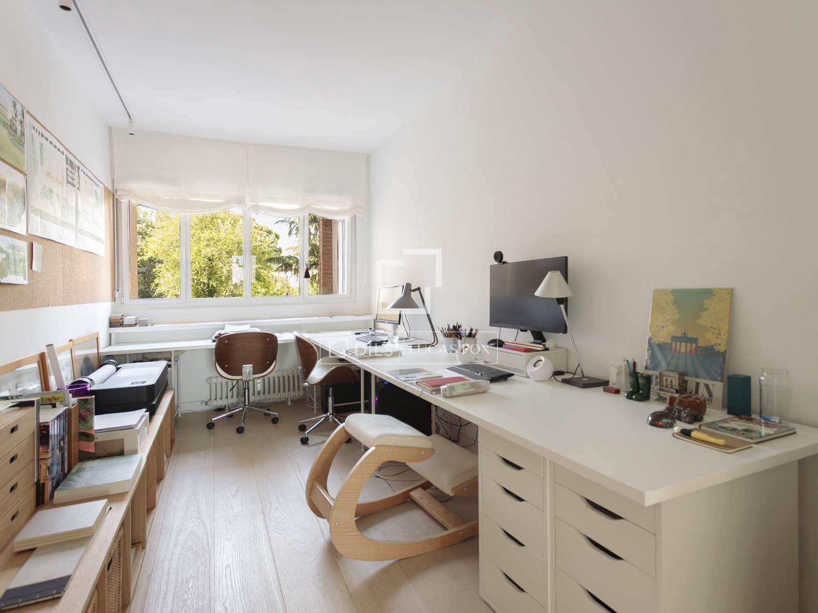 3 Zimmer Apartment zu vermieten in Madrid Stadt mit Pool Garage - 4.200 € (Ref: 9893056)