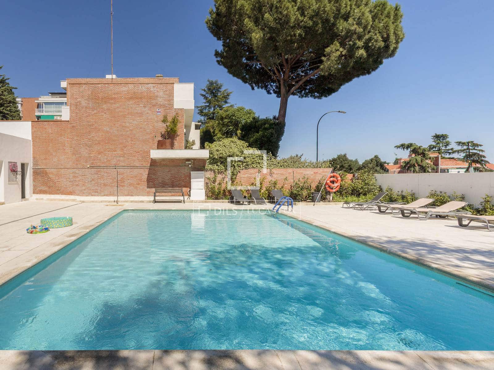 3 Zimmer Apartment zu vermieten in Madrid Stadt mit Pool Garage - 4.200 € (Ref: 9893056)