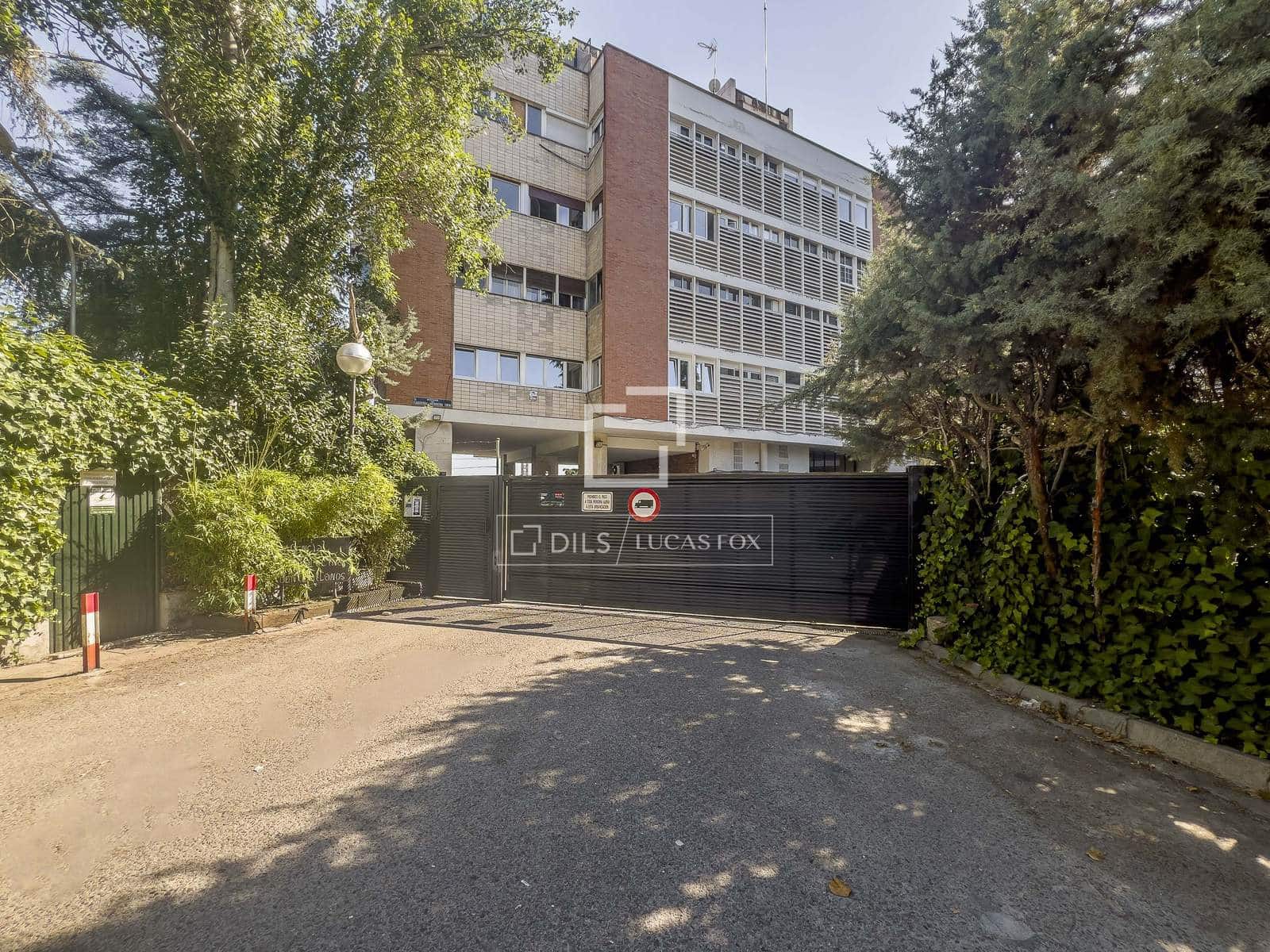 3 Zimmer Apartment zu vermieten in Madrid Stadt mit Pool Garage - 4.200 € (Ref: 9893056)