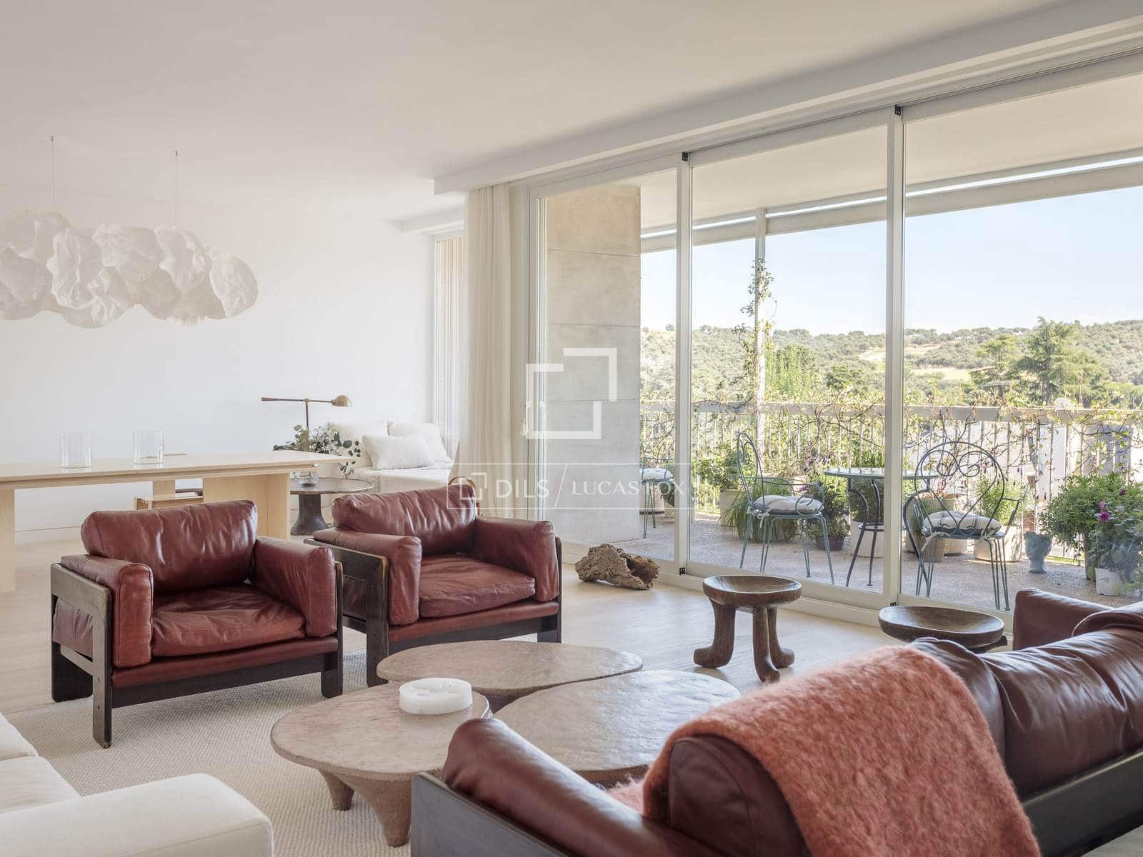 3 Zimmer Apartment zu vermieten in Madrid Stadt mit Pool Garage - 4.200 € (Ref: 9893056)