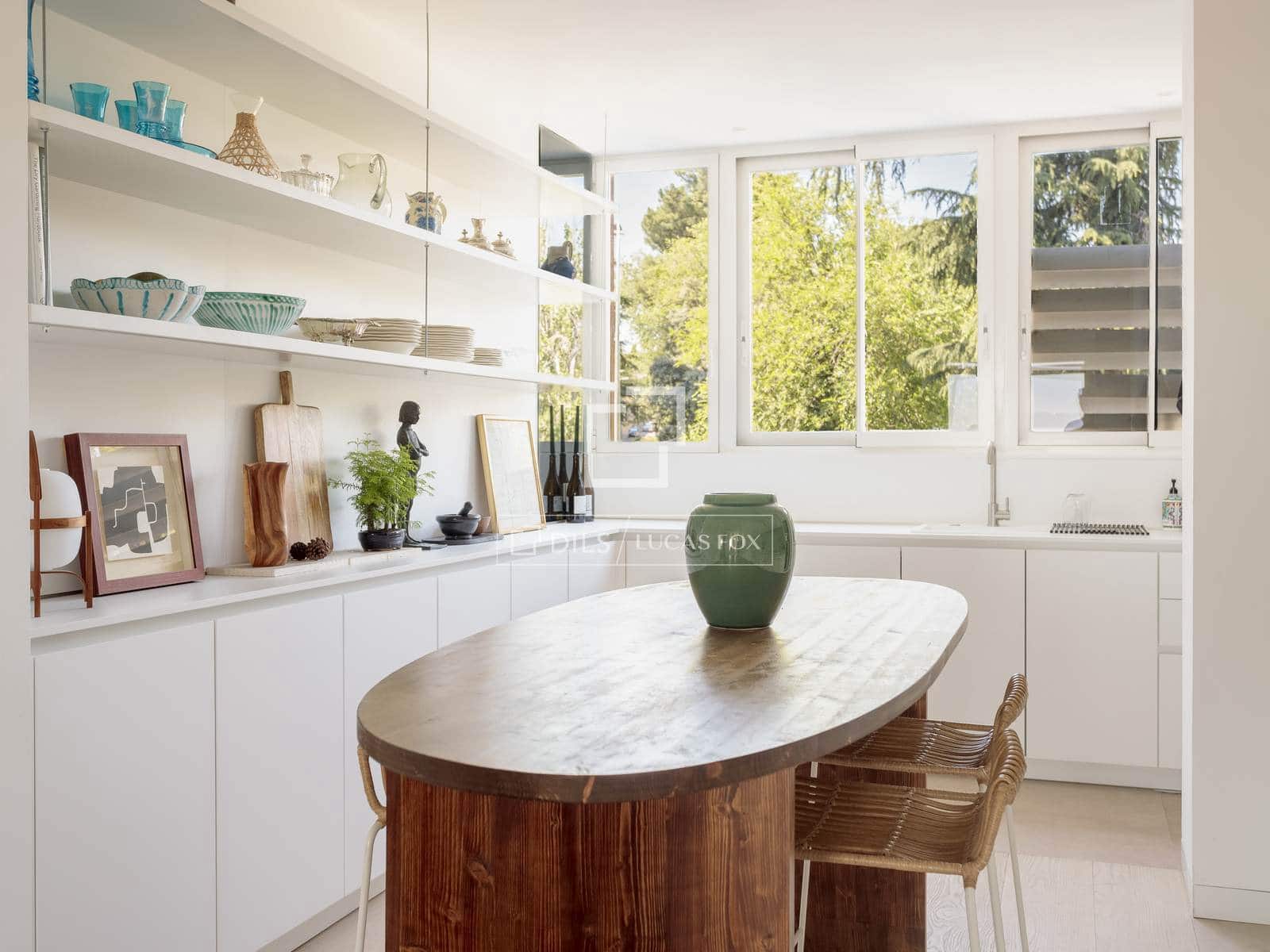 3 Zimmer Apartment zu vermieten in Madrid Stadt mit Pool Garage - 4.200 € (Ref: 9893056)