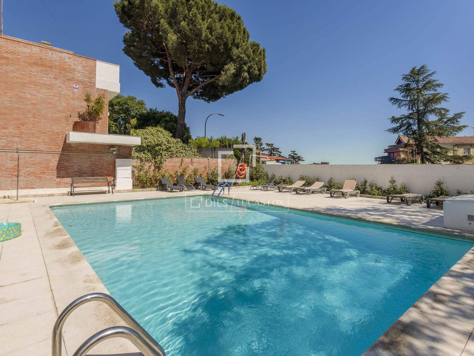 3 Zimmer Apartment zu vermieten in Madrid Stadt mit Pool Garage - 4.200 € (Ref: 9893056)